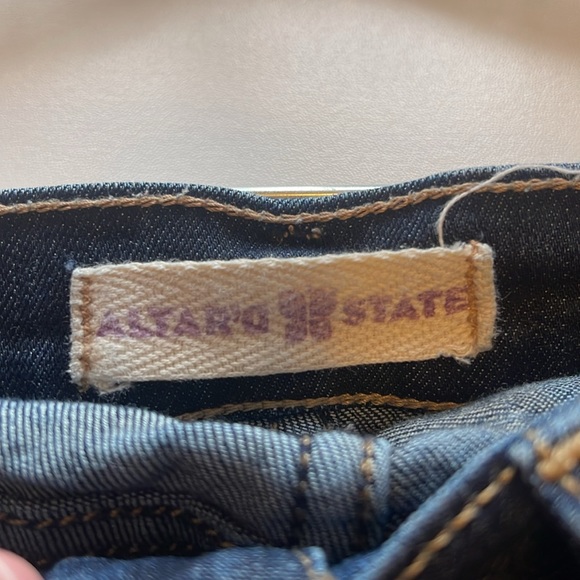 Altar’d State Bleach Destroyed Jeans Skinny - Picture 2 of 3